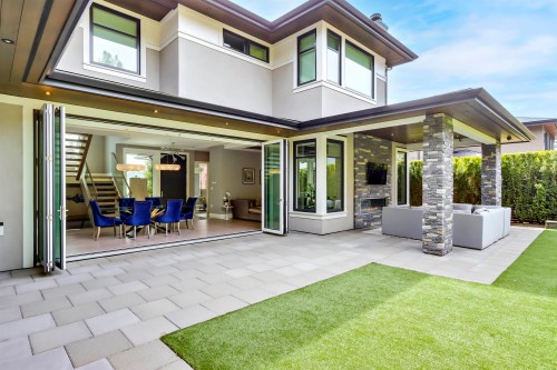 4090 Sunnycrest Drive, North Vancouver, BC 