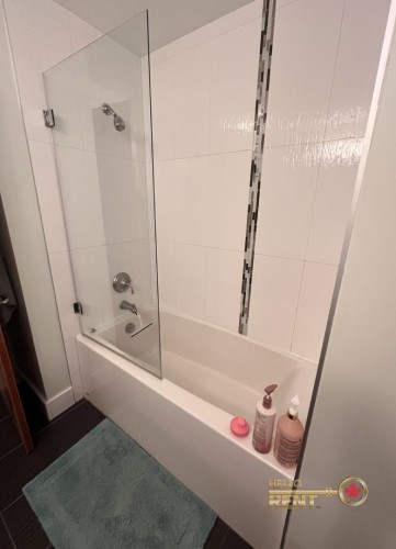 202-2138 Old Dollarton Road, North Vancouver, BC 