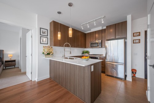 2206-2955 Atlantic Avenue, Coquitlam, BC 