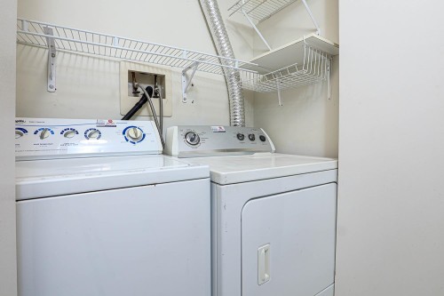 104-7633 St. Albans Road, Richmond, BC 