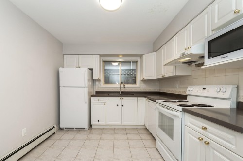 779 69Th Avenue W, Vancouver, BC 