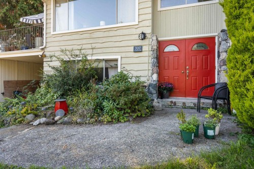 707 Crucil Road, Gibsons, BC 