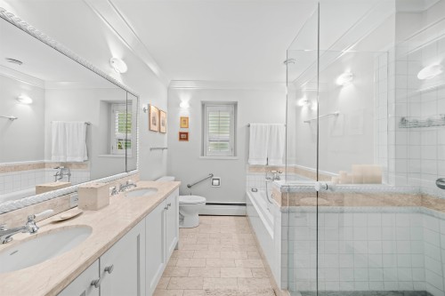 1443 Mcrae Avenue, Vancouver, BC 