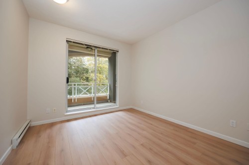 420-3600 Windcrest Drive, North Vancouver, BC 