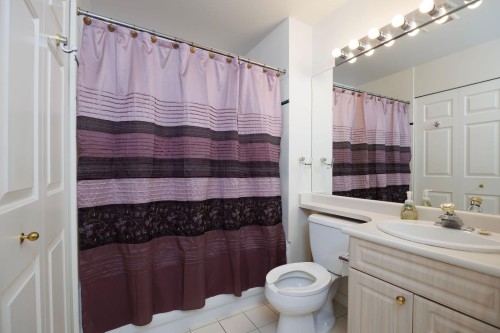 420-3600 Windcrest Drive, North Vancouver, BC 