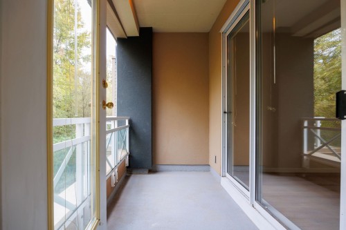 420-3600 Windcrest Drive, North Vancouver, BC 