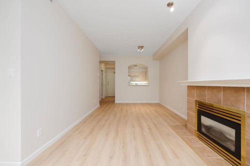 420-3600 Windcrest Drive, North Vancouver, BC 