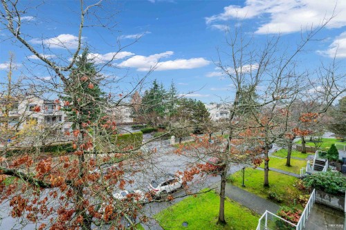 303-8660 Jones Road, Richmond, BC 