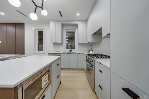 1-6730 Heather Street, Vancouver, BC 