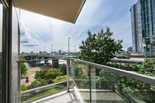 603-980 Cooperage Way, Vancouver, BC 