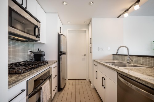 603-980 Cooperage Way, Vancouver, BC 