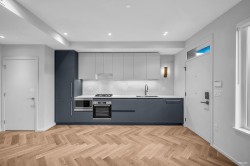 1xx-775 49th Avenue W Vancouver, BC V5Z 2S6