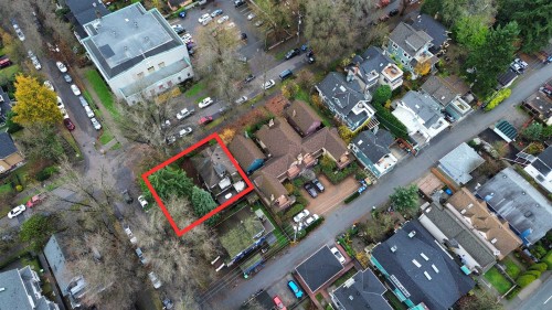 174 11Th Avenue W, Vancouver, BC 