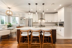 1028 Cornwall Street  New Westminster, BC V3M 1S2