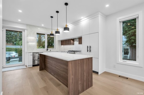 101-706 Smith Avenue, Coquitlam, BC 