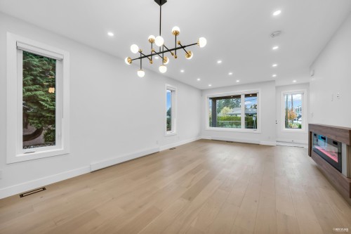 101-706 Smith Avenue, Coquitlam, BC 