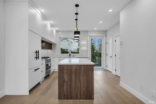 103-706 Smith Avenue, Coquitlam, BC 