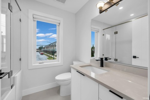 103-706 Smith Avenue, Coquitlam, BC 