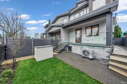 103-706 Smith Avenue, Coquitlam, BC 