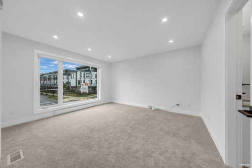 102-706 Smith Avenue, Coquitlam, BC 