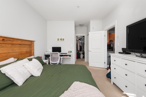 304-1704 56 Street, Delta, BC 