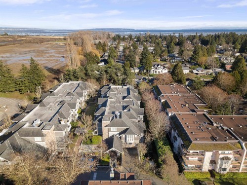 304-1704 56 Street, Delta, BC 