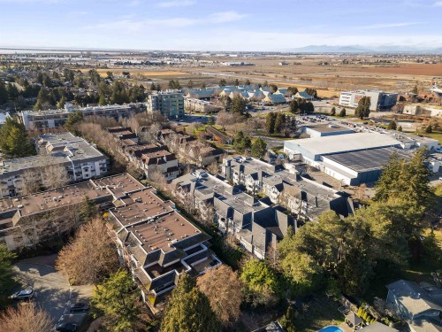 304-1704 56 Street, Delta, BC 