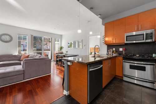 304-1704 56 Street, Delta, BC 