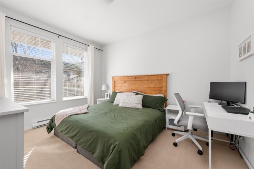 304-1704 56 Street, Delta, BC 