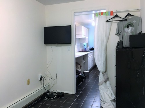 3-1517 Comox Street, Vancouver, BC 