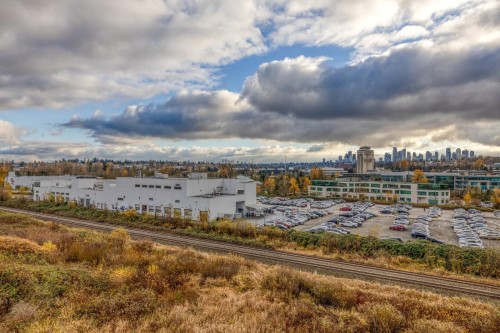 603-2388 Madison Avenue, Burnaby, BC 