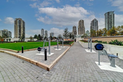 603-2388 Madison Avenue, Burnaby, BC 