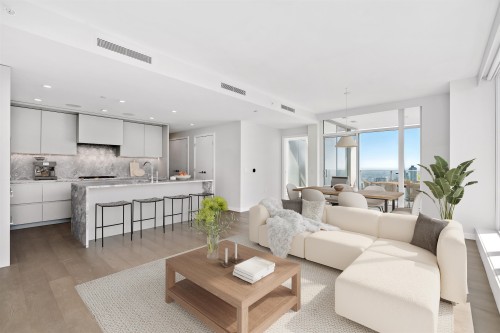 2106-7433 Cambie Street, Vancouver, BC 