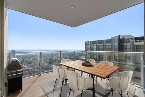 2106-7433 Cambie Street, Vancouver, BC 