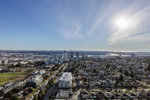 2702-7433 Cambie Street, Vancouver, BC 