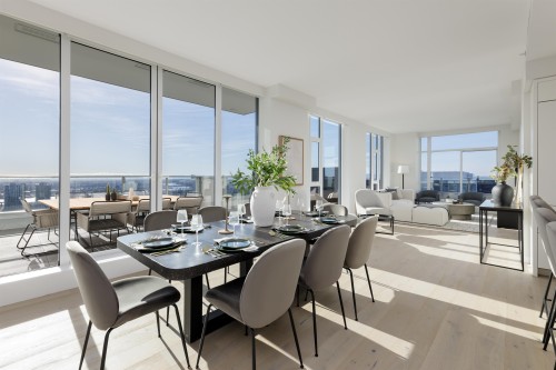 2702-7433 Cambie Street, Vancouver, BC 