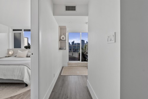 713-1887 Crowe Street, Vancouver, BC 