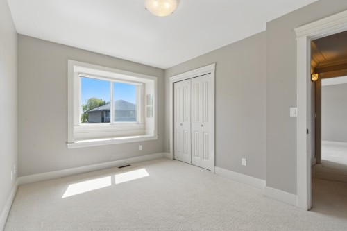 1250 Yangtze Place, Port Coquitlam, BC 