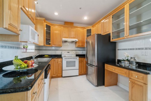 1303 67Th Avenue W, Vancouver, BC 