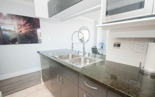 2206-1199 Marinaside Crescent, Vancouver, BC 