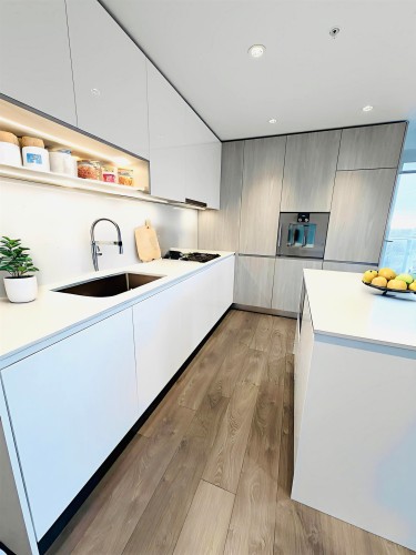 702-6788 Minoru Boulevard, Richmond, BC 