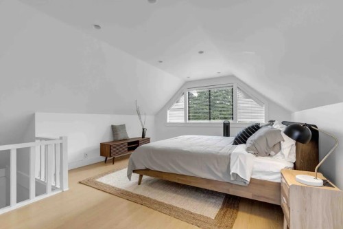 B-1549 Maple Street, Vancouver, BC 