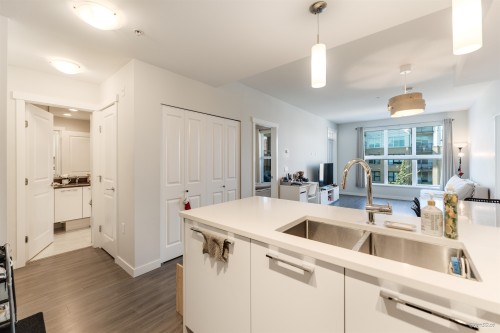 309-9551 Alexandra Road, Richmond, BC 