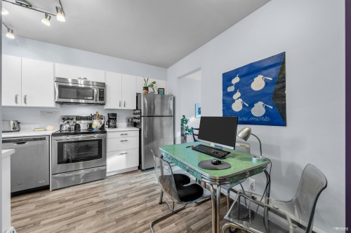 1502-4900 Francis Road, Richmond, BC 