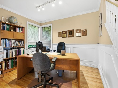 5104 Mckee Street, Burnaby, BC 