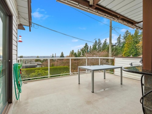 5104 Mckee Street, Burnaby, BC 