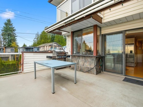 5104 Mckee Street, Burnaby, BC 