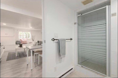 C-1541 Maple Street, Vancouver, BC 