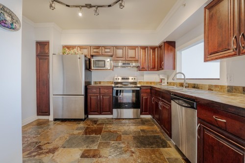 Ph1-1180 Pinetree Way, Coquitlam, BC 