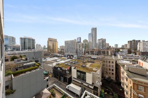 910-1060 Alberni Street, Vancouver, BC 